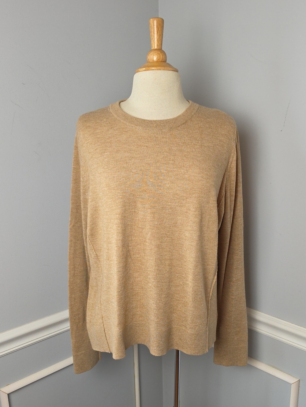 TOPSHOP Tan Wool Blend Exposed Seam Lightweight Layering Crewneck Sweater 10